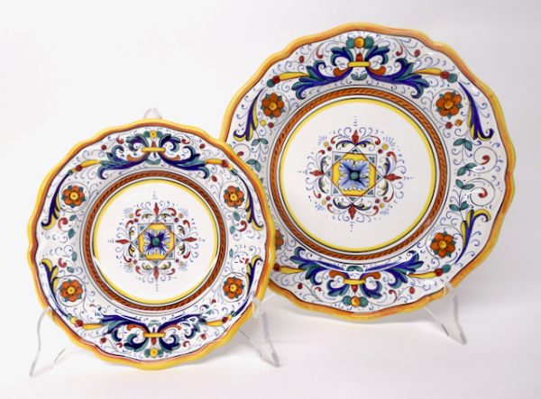 Ricco Deruta Scalloped Set of 11" Dinner Plate and 8" Salad/Dessert Plate